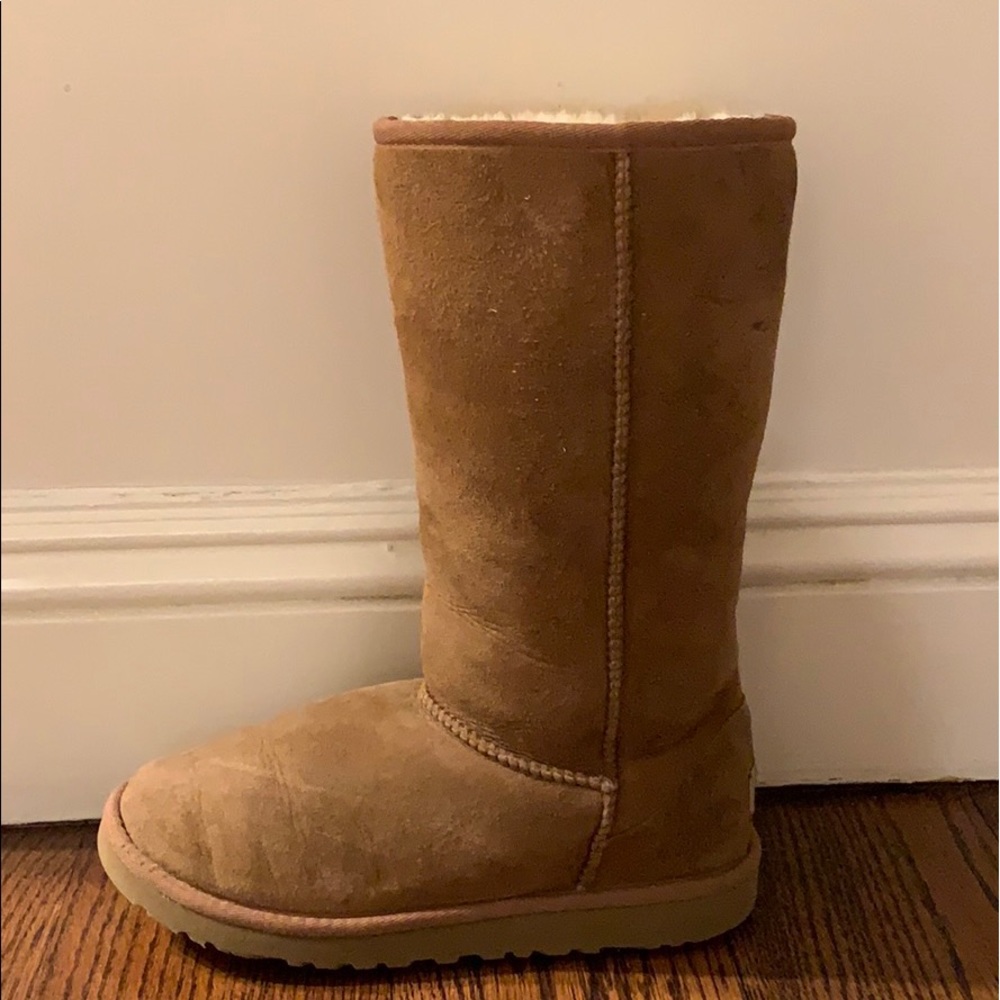 Beige tall ugg boots